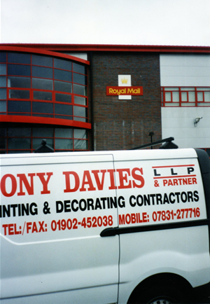 tony davies painting and decorating contractors wolverhampton painters decorators services west midlands